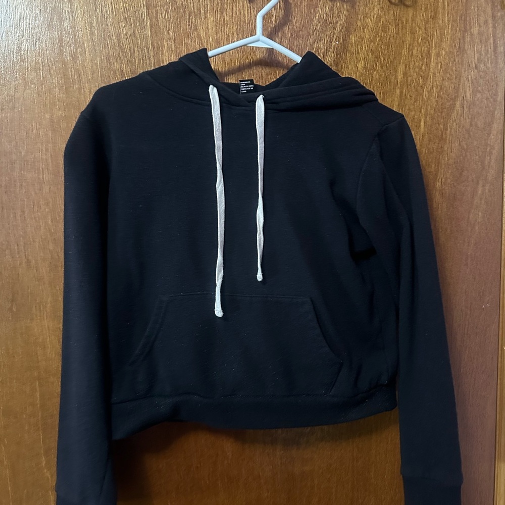 Forever 21 Black Hoodie Sweater